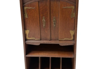 Arts & Crafts Art Nouveau Cabinet by H.P. Mutters & Zoon Den Haag, 1900s